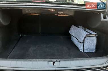 Седан Renault Latitude 2011 в 
