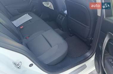 Седан Renault Latitude 2011 в 