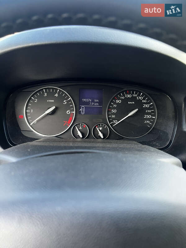 Седан Renault Latitude 2011 в Дніпрі