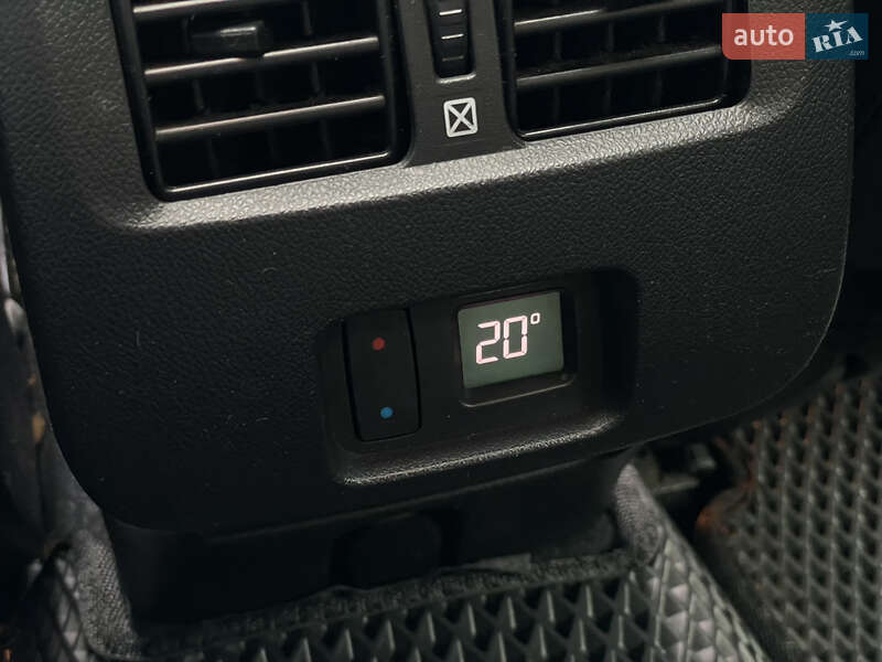 Седан Renault Latitude 2011 в Одессе