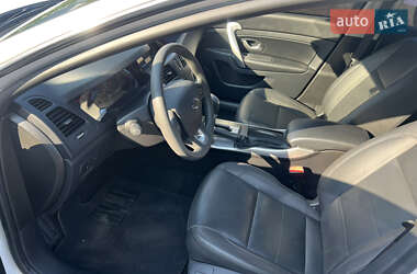 Седан Renault Latitude 2018 в 