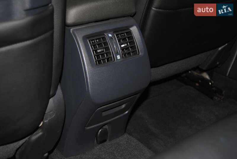 Седан Renault Latitude 2012 в Хмельницком