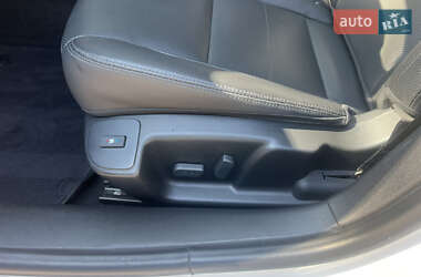 Седан Renault Latitude 2018 в 