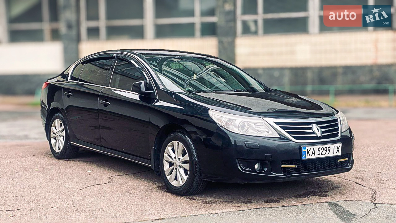 Автомобілем володію з 2022 року-третій власник.Мінялося все за регламентом своєчасно.Надійне авто,дешеве в обслуговуванні(запчастини з Лагуни 3 взаємозамінні).Жодна деталь не фарбована.