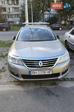 Седан Renault Latitude 2012 в Киеве