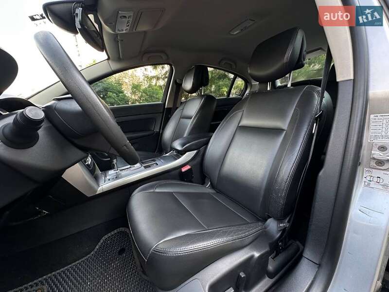 Седан Renault Latitude 2014 в Киеве