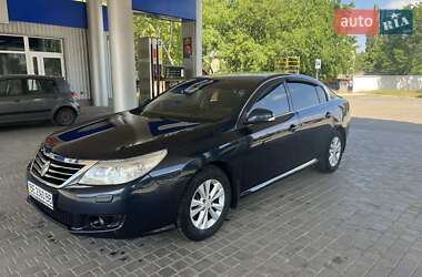 Седан Renault Latitude 2011 в 