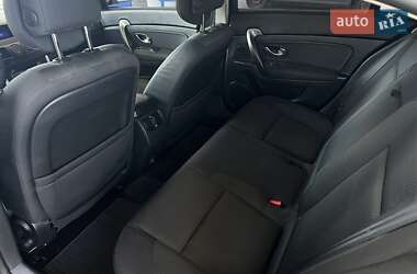 Седан Renault Latitude 2011 в 