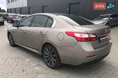 Седан Renault Latitude 2011 в 