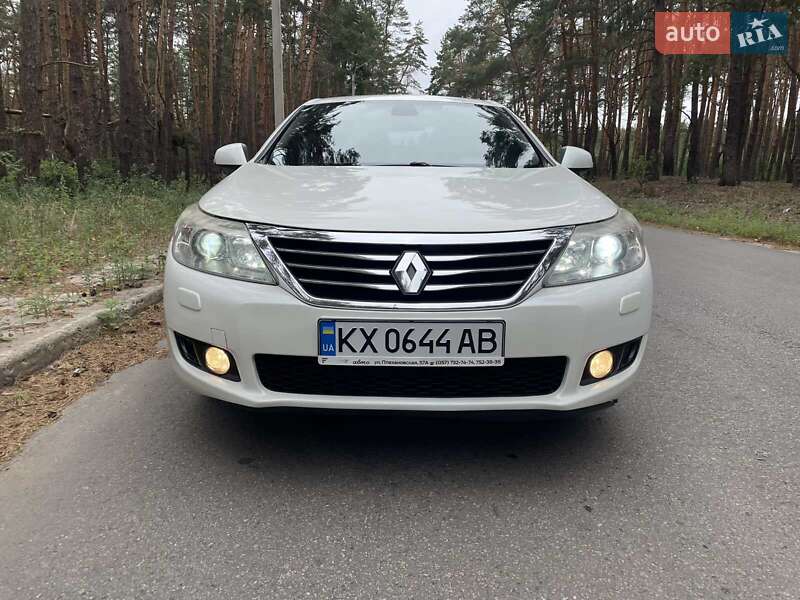 Седан Renault Latitude 2011 в Харькове