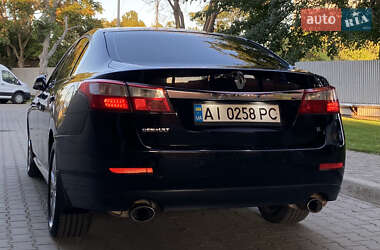 Седан Renault Latitude 2012 в 