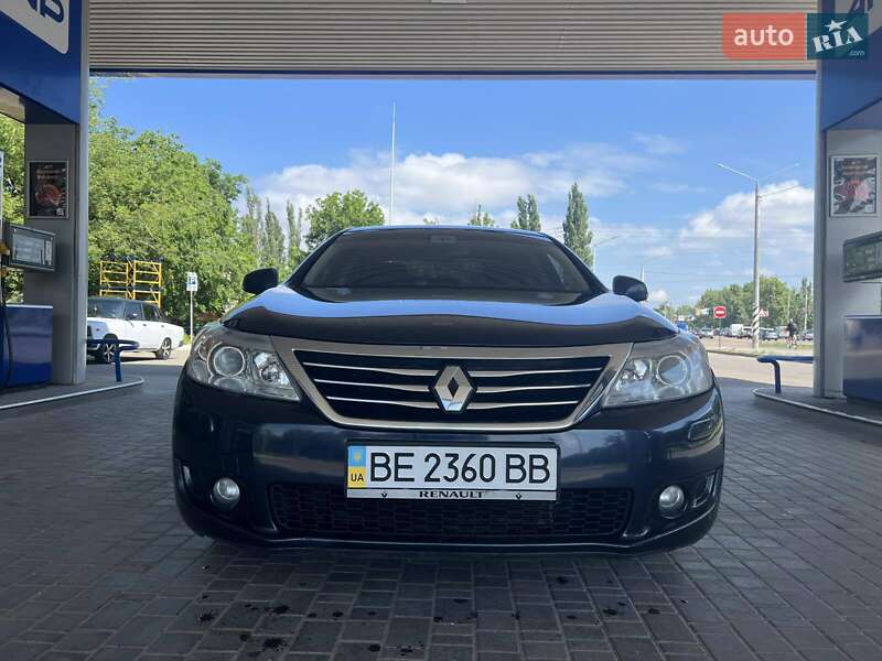 Седан Renault Latitude 2011 в Николаеве