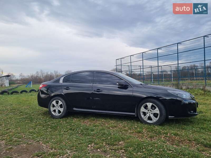 Седан Renault Latitude 2011 в Ивано-Франковске фото 21 Седан Renault Latitude 2011 в Ивано-Франковске