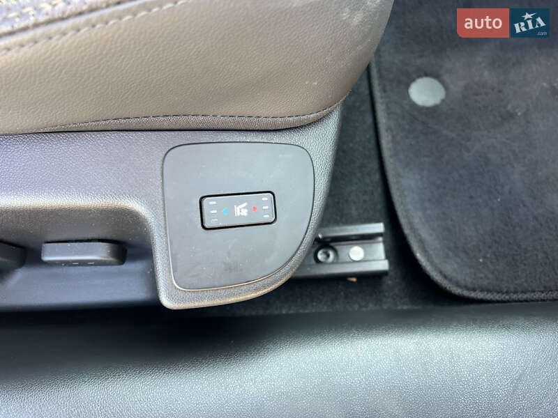 Седан Renault Latitude 2018 в Житомире