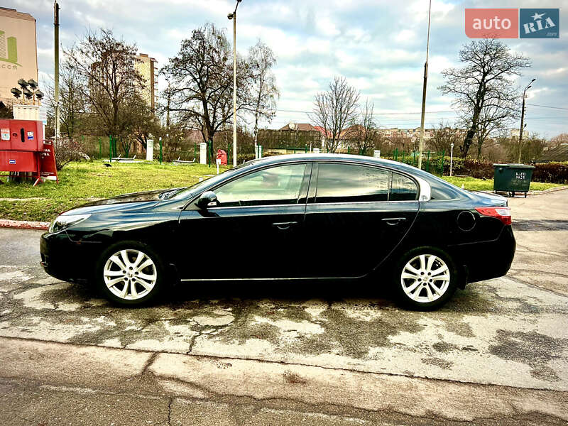 Седан Renault Latitude 2011 в Житомире