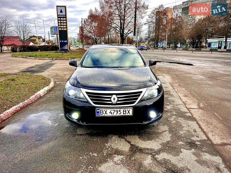 Седан Renault Latitude 2011 в Житомире