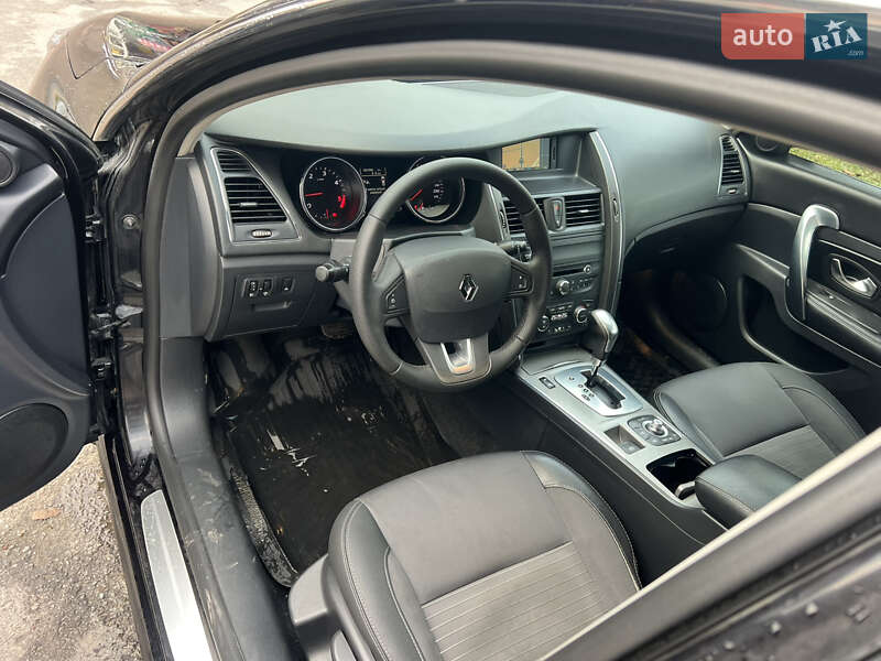 Седан Renault Latitude 2011 в Житомире