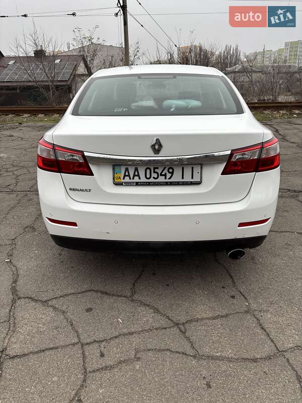 Седан Renault Latitude 2012 в Києві