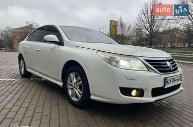 Седан Renault Latitude 2011 в Харькове