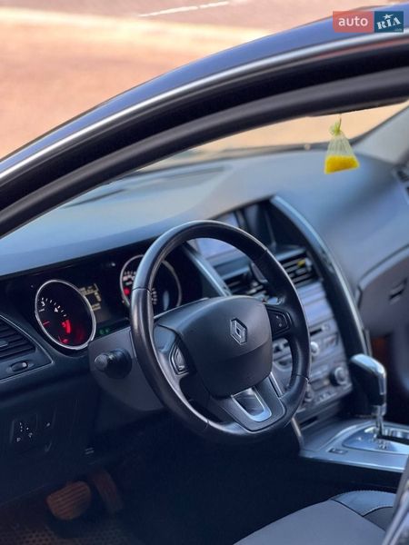 Седан Renault Latitude 2011 в Тернополі