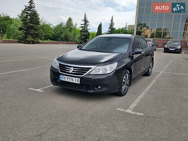 Renault Latitude 2011