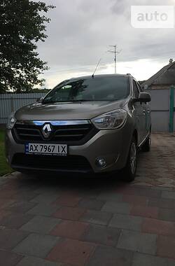 Минивэн Renault Lodgy 2014 в Богодухове