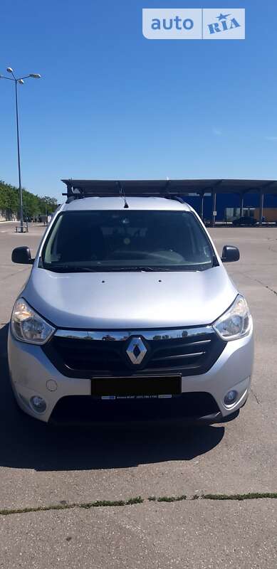 Мінівен Renault Lodgy 2013 в Харкові