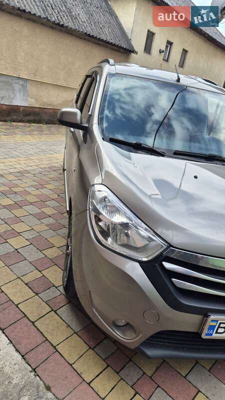 Минивэн Renault Lodgy 2015 в Ужгороде фото 3 Минивэн Renault Lodgy 2015 в Ужгороде