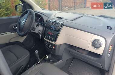 Минивэн Renault Lodgy 2015 в 