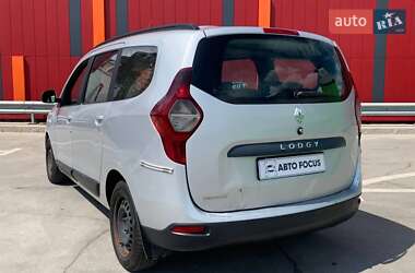 Минивэн Renault Lodgy 2013 в 