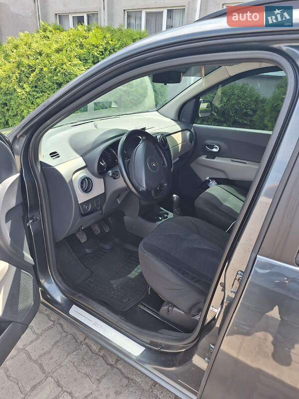 Мінівен Renault Lodgy 2015 в Дніпрі