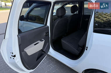 Минивэн Renault Lodgy 2016 в 