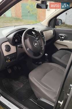 Минивэн Renault Lodgy 2016 в 