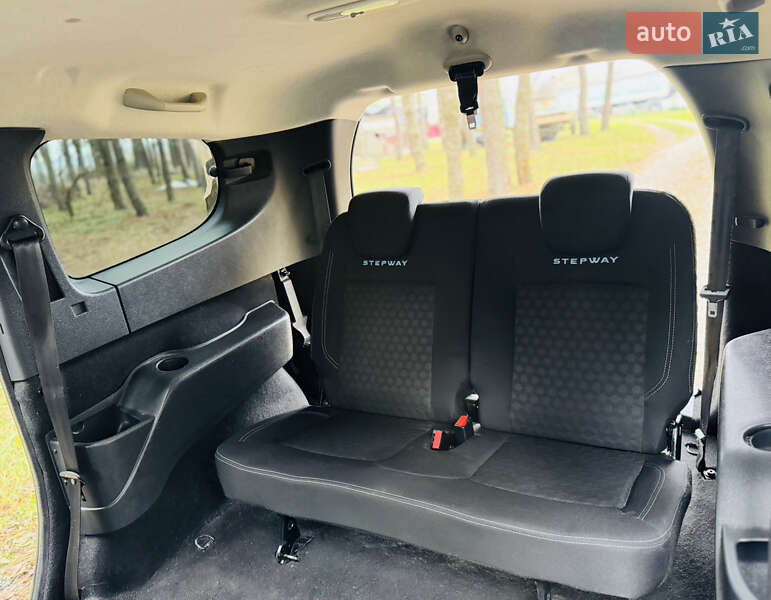 Минивэн Renault Lodgy 2018 в Ромнах фото 15 Минивэн Renault Lodgy 2018 в Ромнах