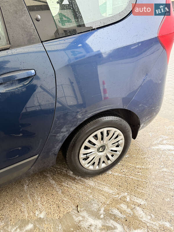 Мінівен Renault Lodgy 2017 в Володимирі