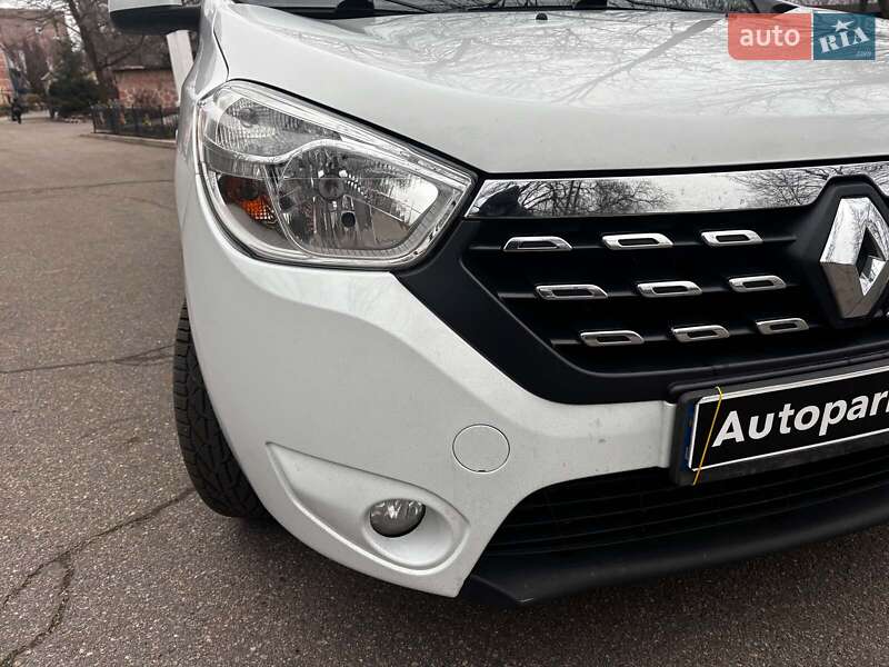 Минивэн Renault Lodgy 2017 в Запорожье фото 9 Минивэн Renault Lodgy 2017 в Запорожье