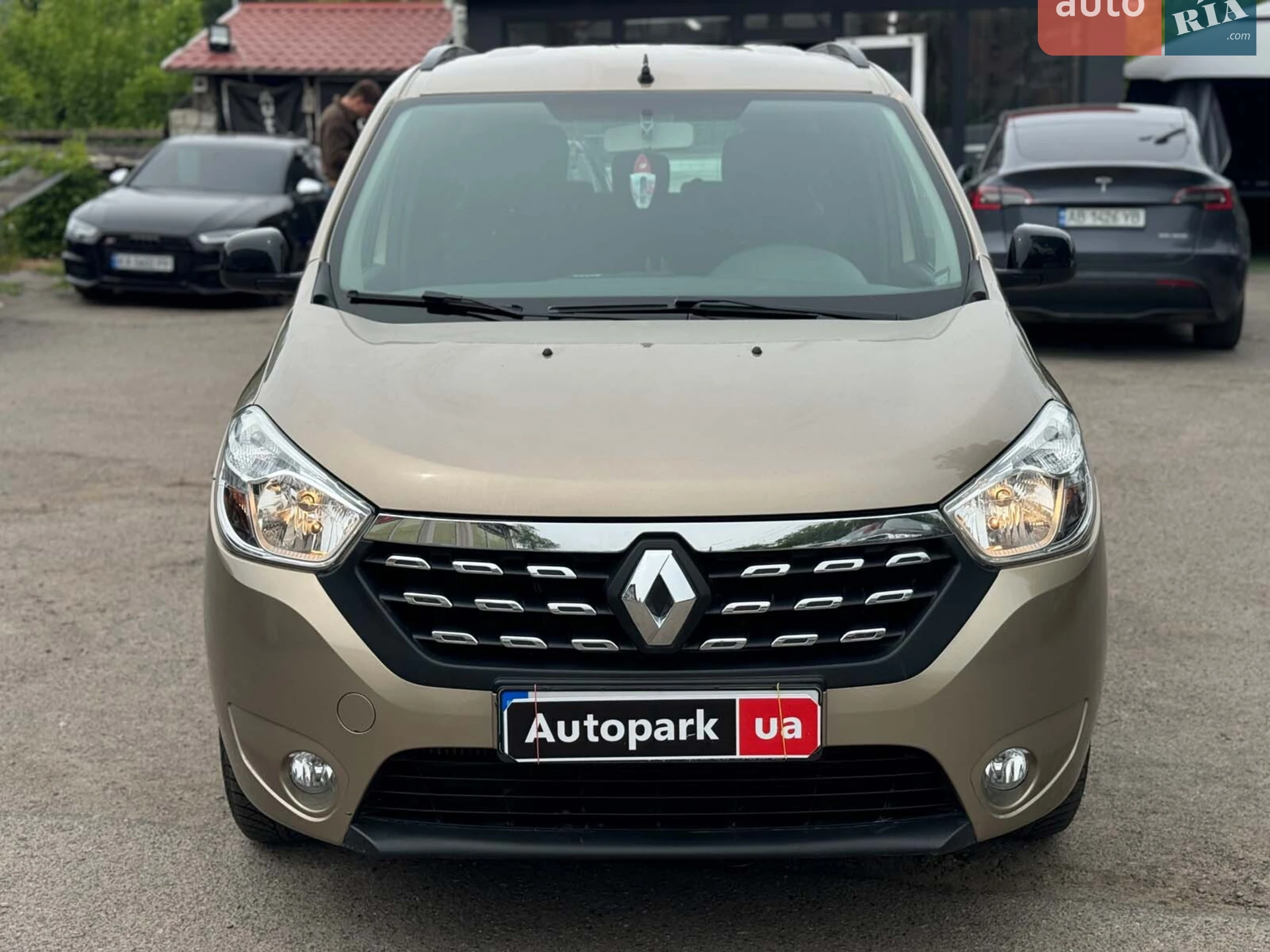 2019 Renault Lodgy - мініатюра 2