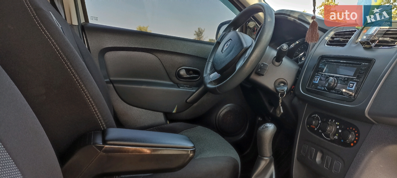 2016 Renault Logan - мініатюра 7