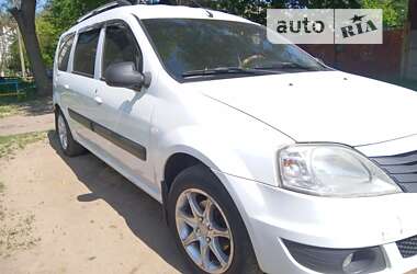 Универсал Renault Logan MCV 2011 в 