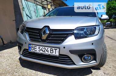 Универсал Renault Logan MCV 2017 в 