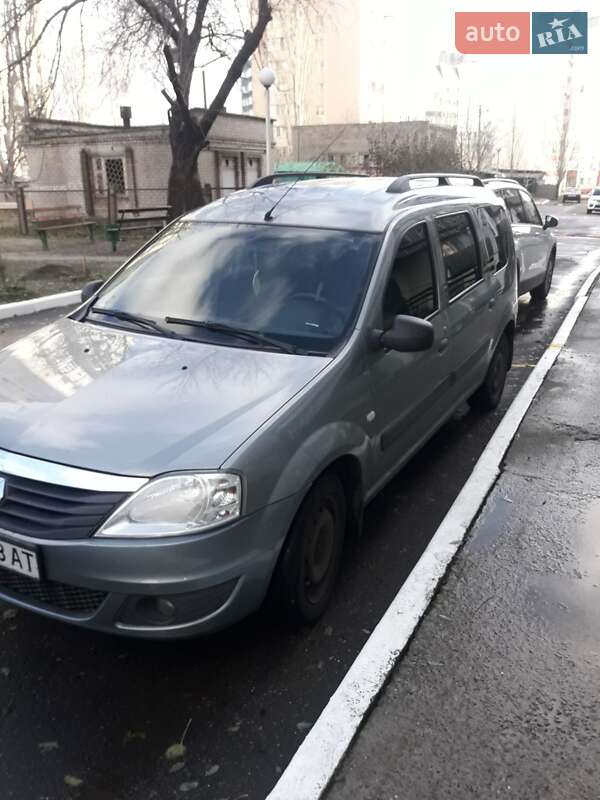 Универсал Renault Logan MCV 2010 в Николаеве фото 4 Универсал Renault Logan MCV 2010 в Николаеве