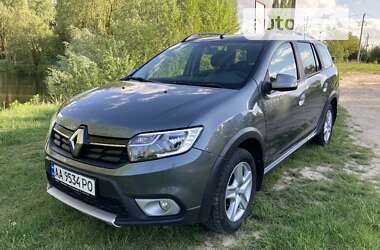 Универсал Renault Logan MCV 2017 в Киеве