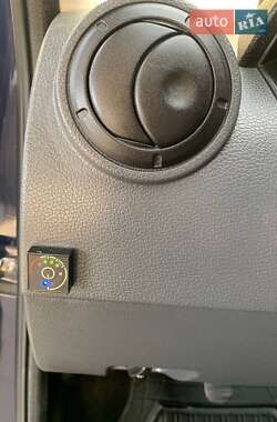 Универсал Renault Logan MCV 2010 в 