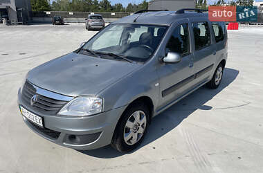 Универсал Renault Logan MCV 2009 в Киеве