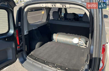 Універсал Renault Logan MCV 2010 в  фото 10 Універсал Renault Logan MCV 2010 в