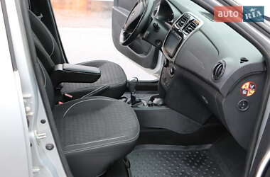Универсал Renault Logan MCV 2016 в 