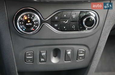 Универсал Renault Logan MCV 2016 в 