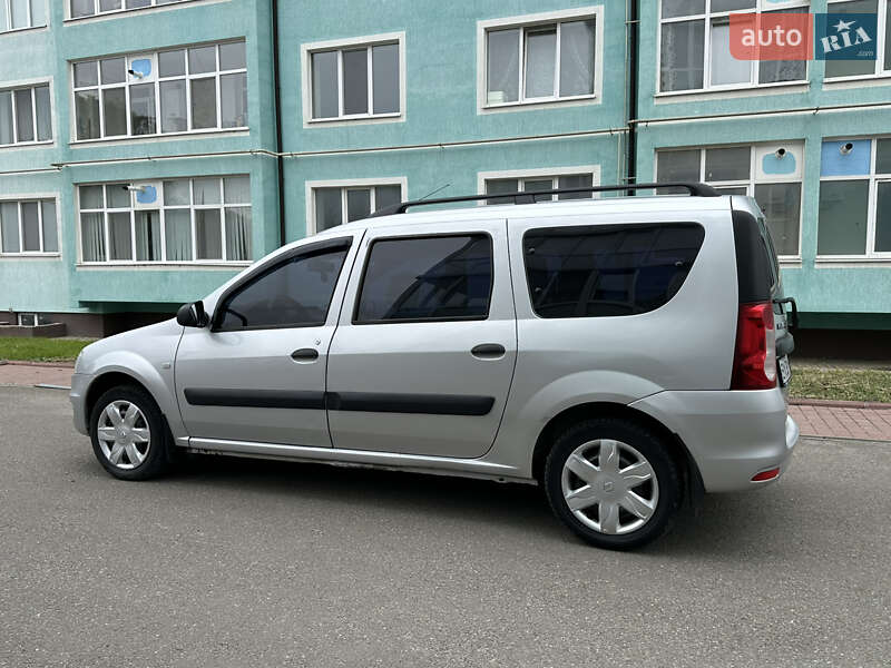 Универсал Renault Logan MCV 2010 в Каменец-Подольском