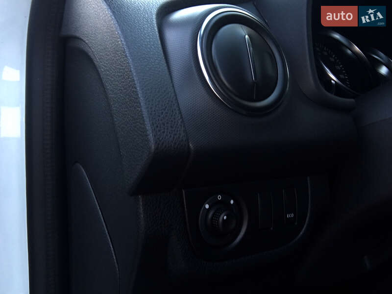 Универсал Renault Logan MCV 2019 в Умани фото 5 Универсал Renault Logan MCV 2019 в Умани