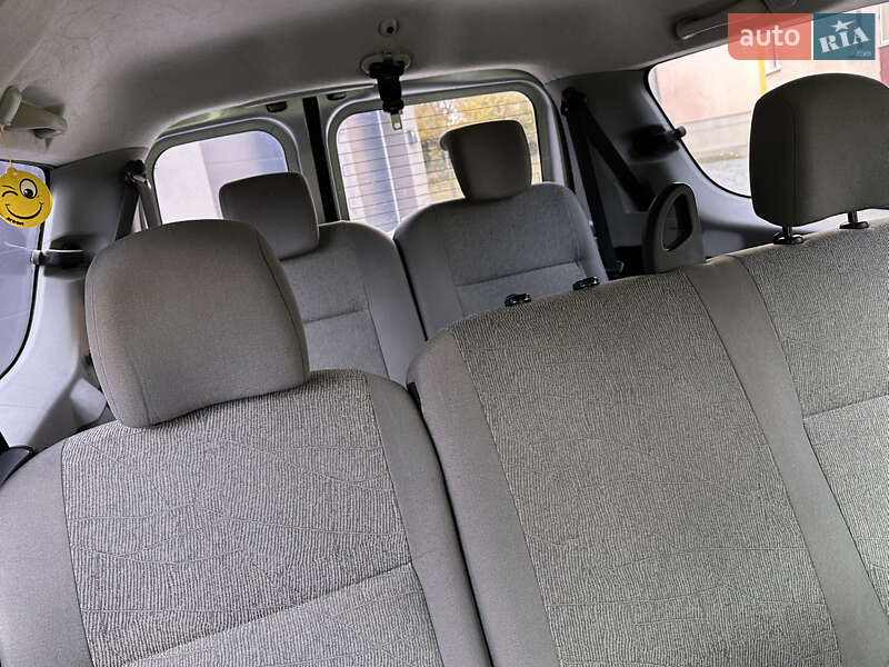 Універсал Renault Logan MCV 2010 в Кам'янець-Подільському